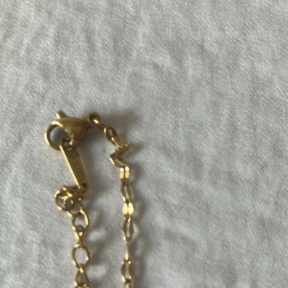 Unbranded: Ocean Blue Color with Rhinestones Fold Tone Necklace & Earrings - Picture 8 of 16